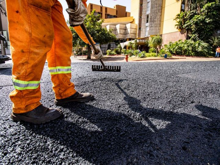 Obra de urbanização e pavimentação